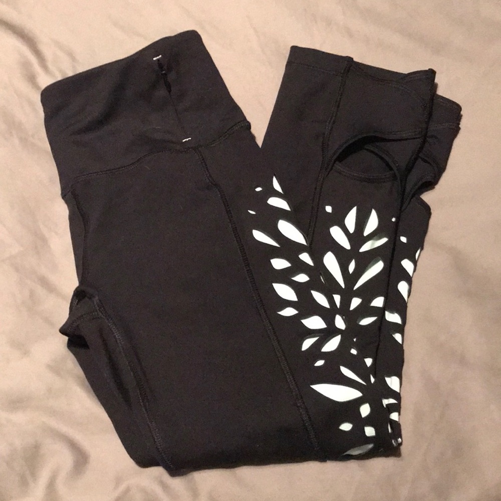Calia (Carrie Underwood) black leggings